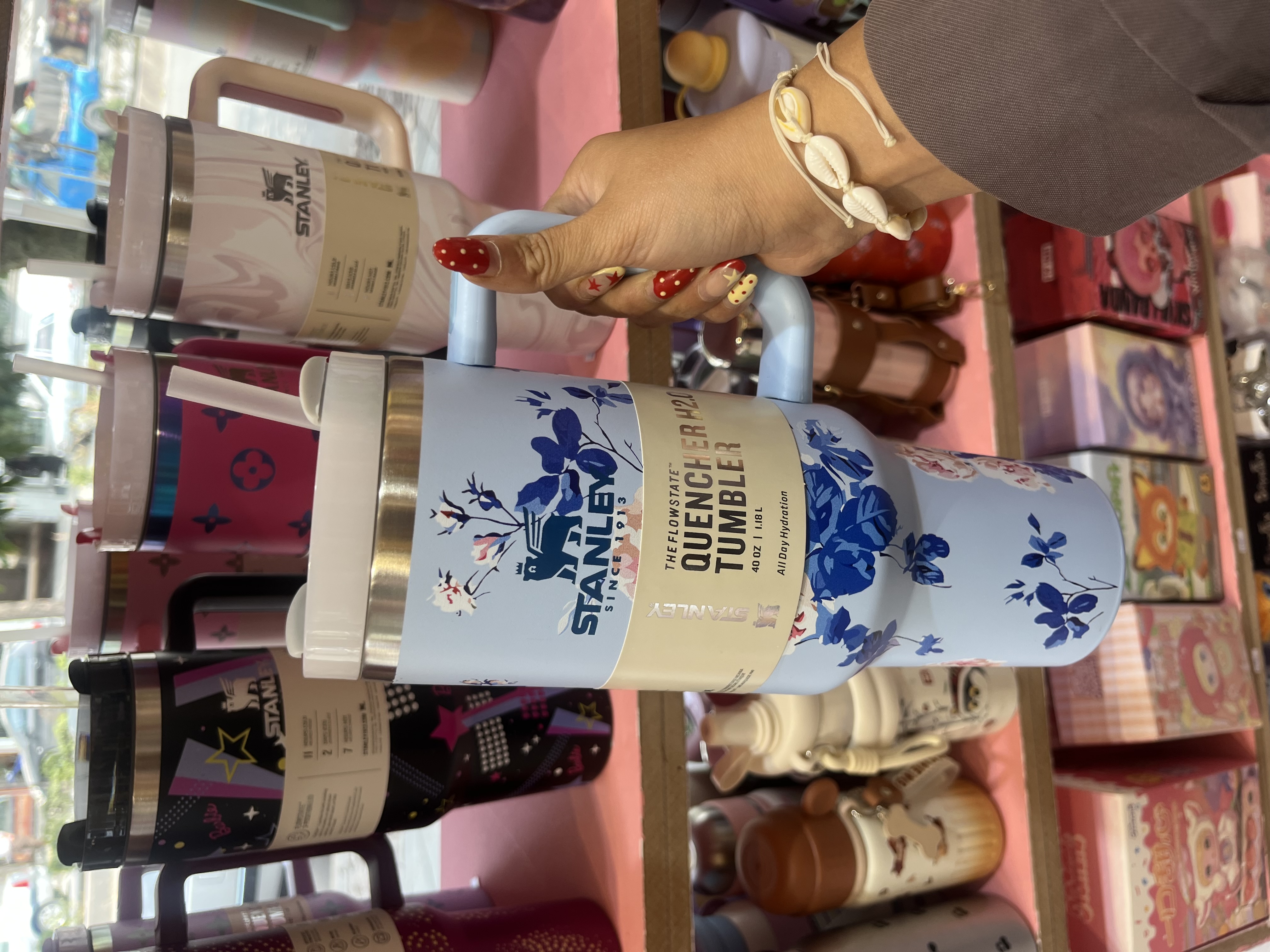 تراول ماگ استنلی اورجینال   طرح گلدار ابی  1.18L